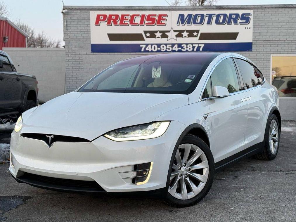 TESLA MODEL X 2018 5YJXCBE27JF087247 image